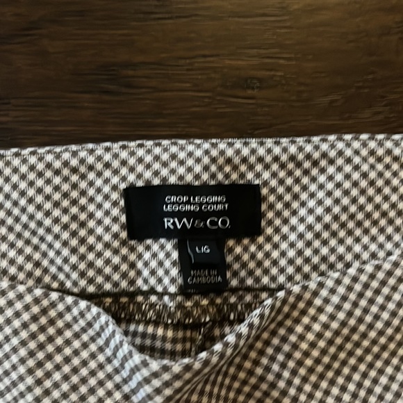 Crop Leggings - Picture 3 of 3